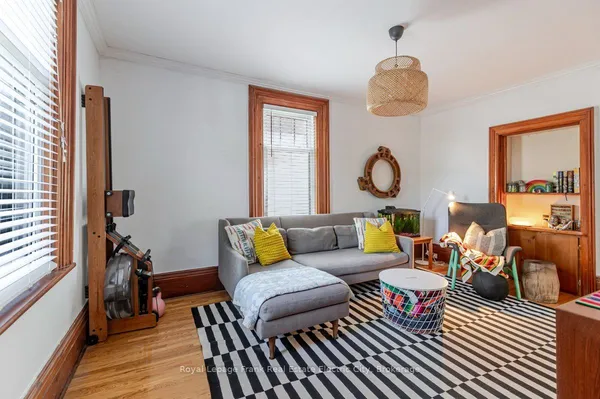 551 Weller Street — photo 2