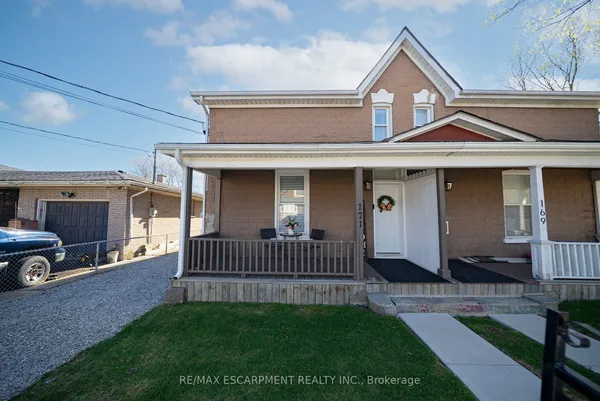 171 Drummond Street — photo 2
