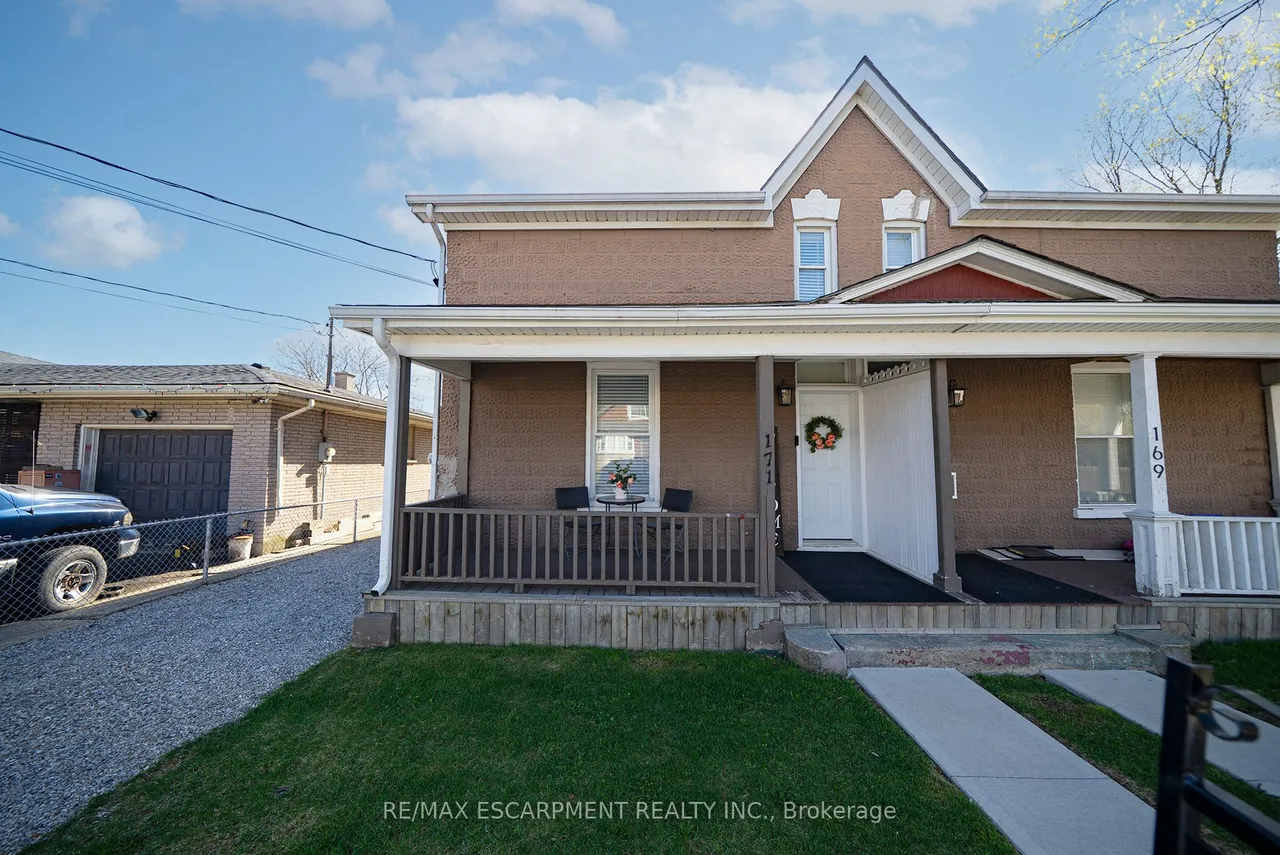 171 Drummond Street — photo 2