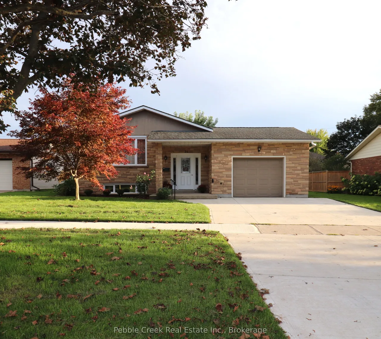 21 Suncoast Drive W — photo 38