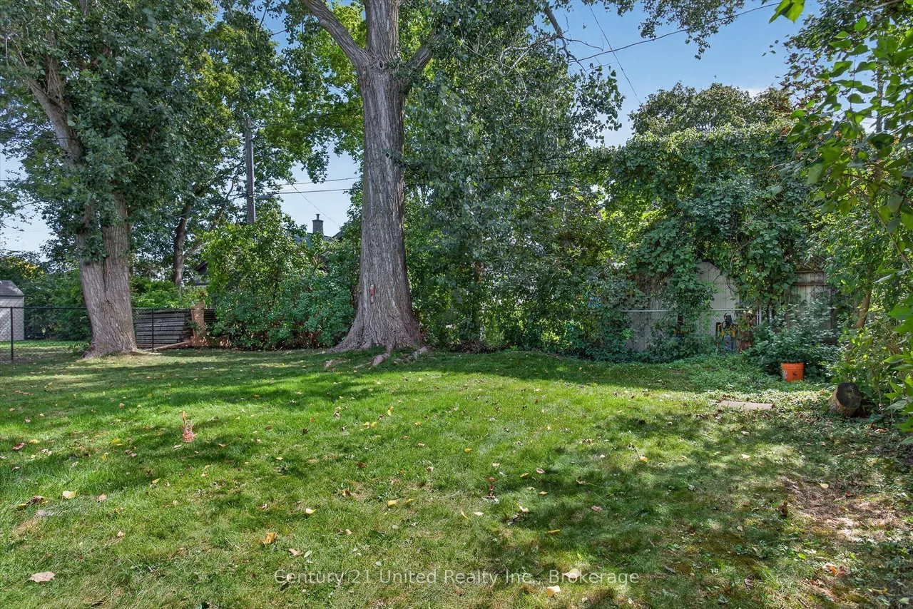 679 Hawley Street — photo 28