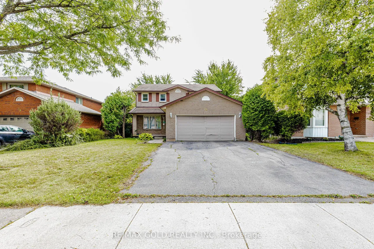 74 Parkplaza Drive S