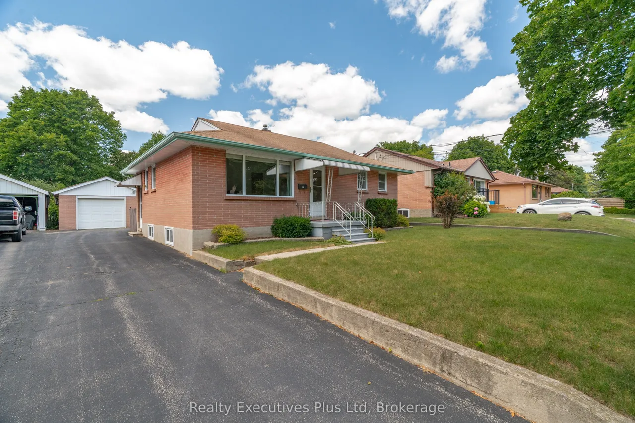 82 Cassino Avenue — photo 3