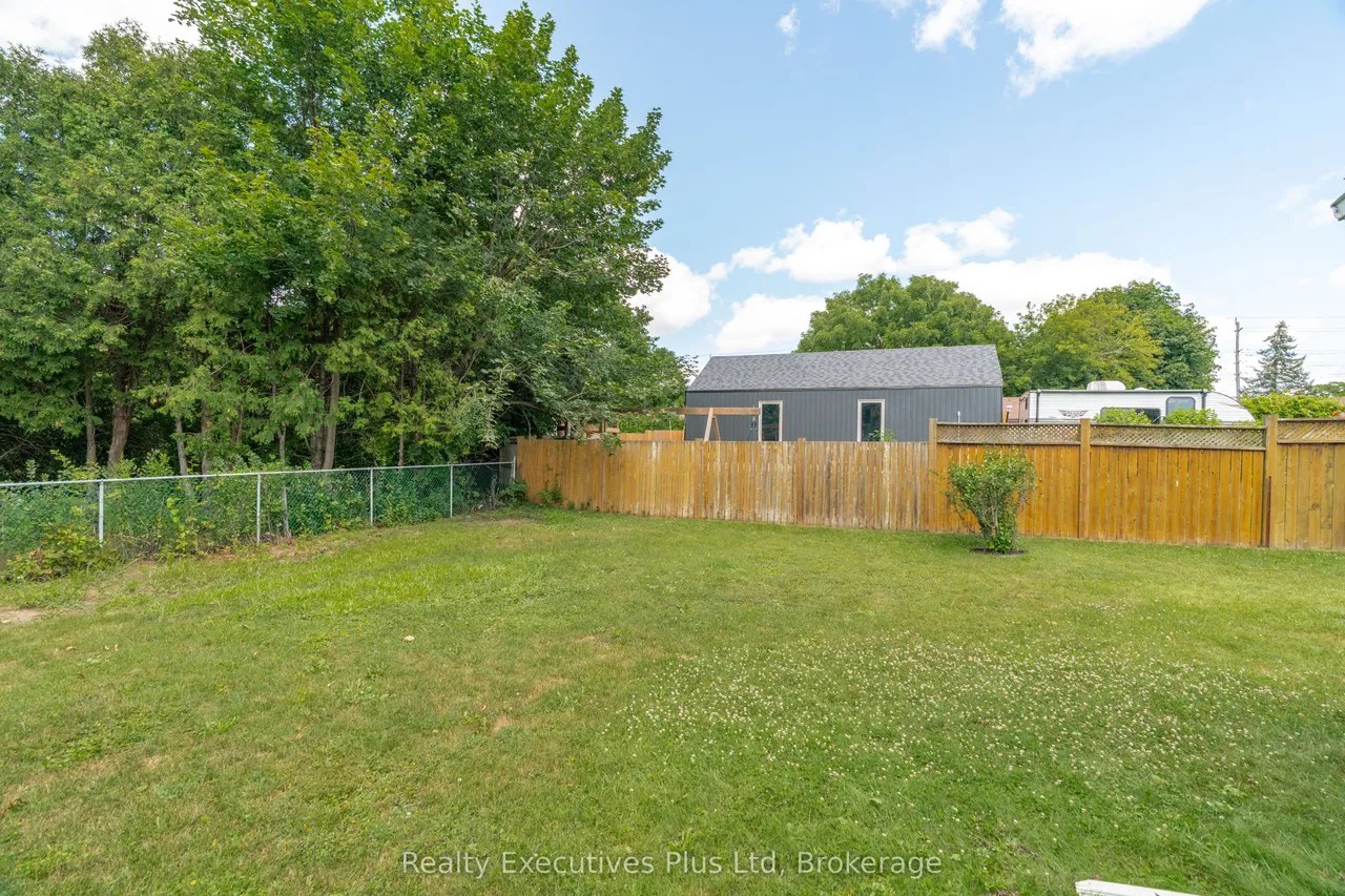 82 Cassino Avenue — photo 34