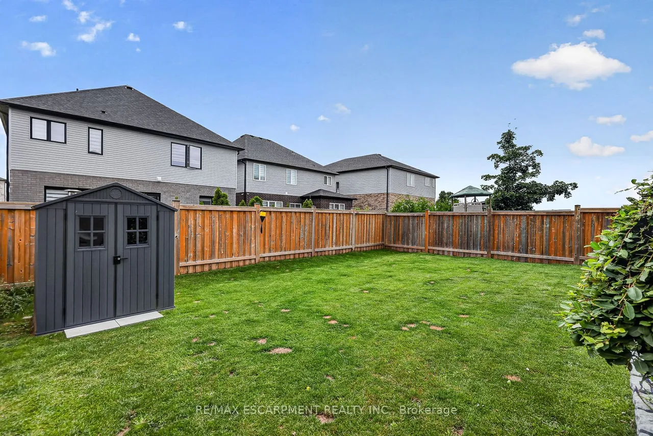 9 Gibbons Road — photo 5