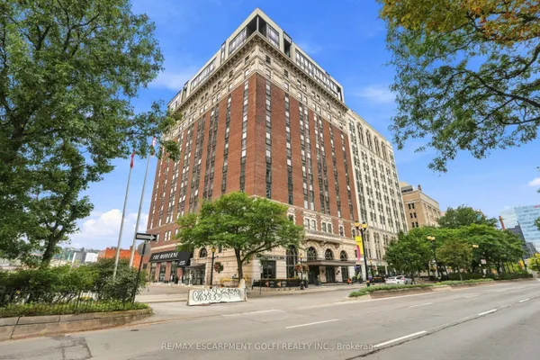 112 King Street E