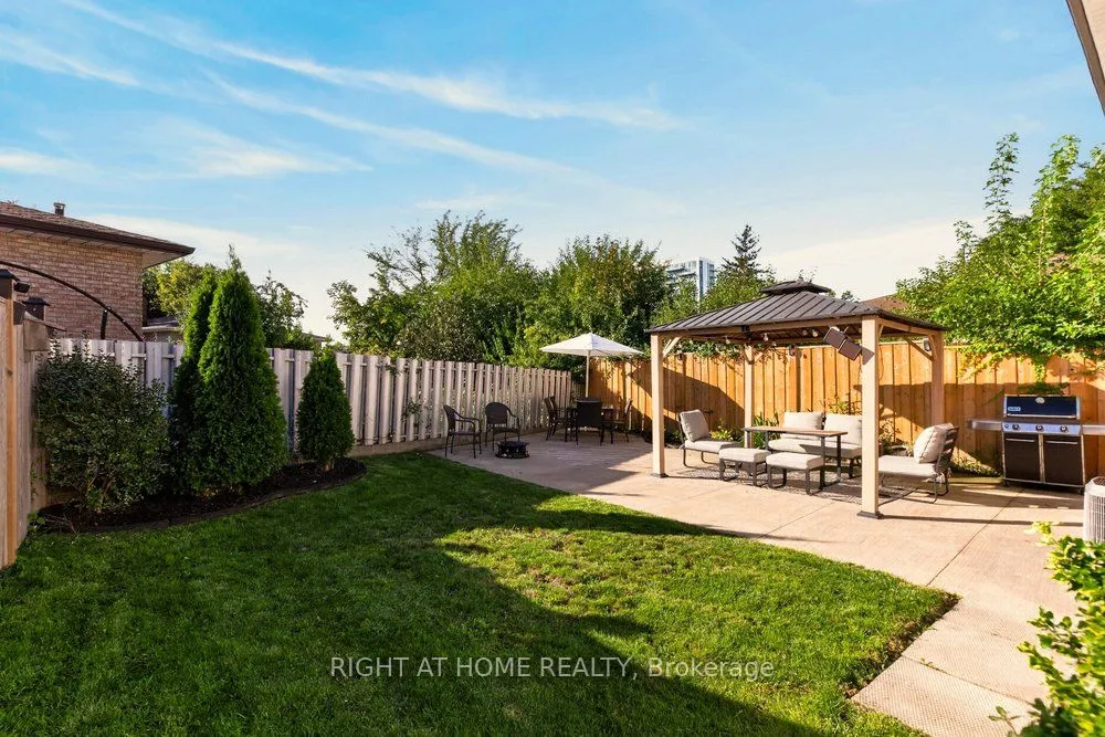 168 Berkindale Drive — photo 29