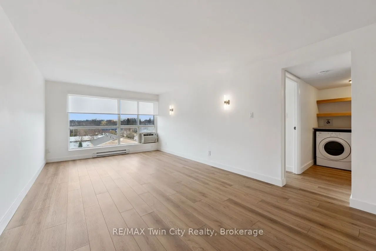 358 Waterloo Avenue — photo 2