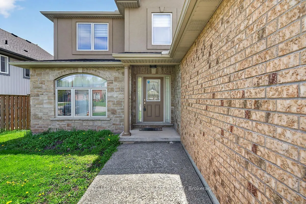 9128 HENDERSHOT Boulevard — photo 3