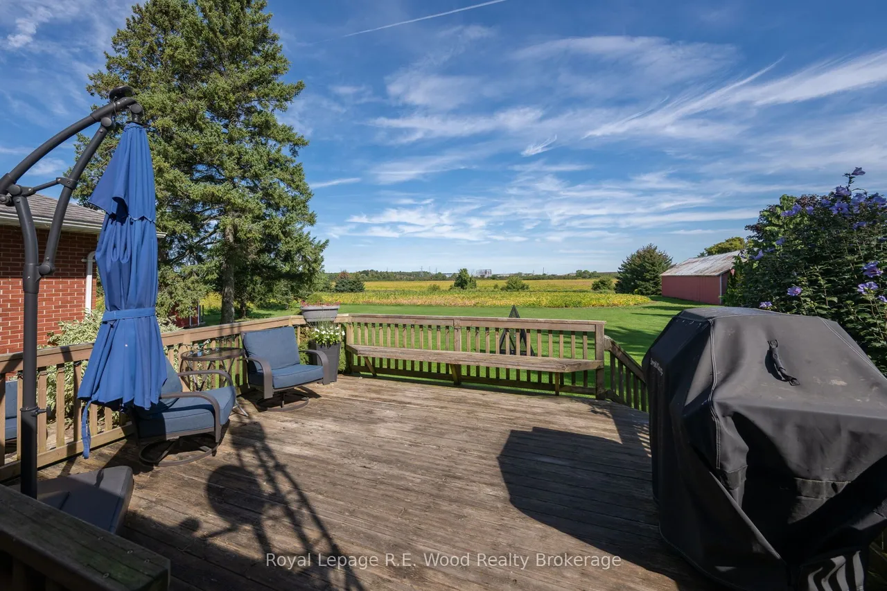 44070 TALBOT Street — photo 2