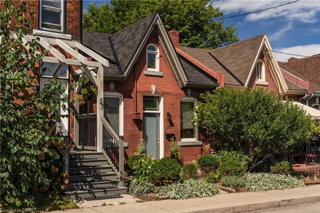 29 Steven Street — photo 2