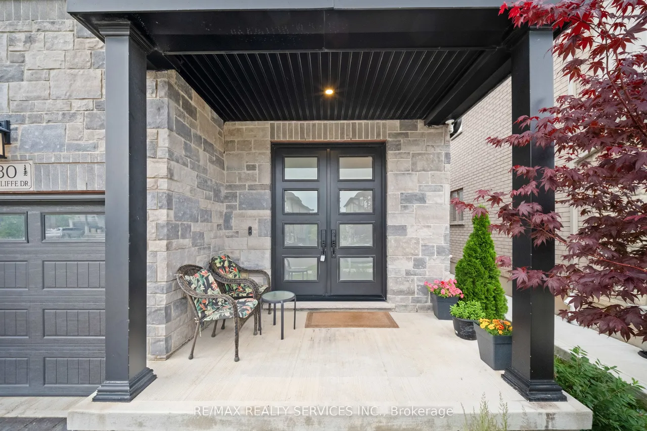 130 Pondcliffe Drive — photo 3