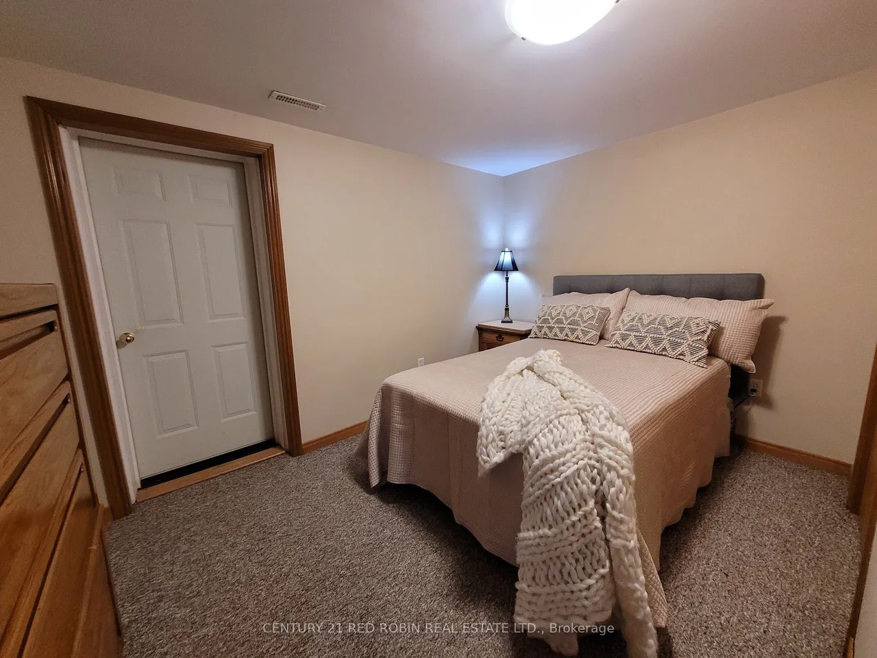 359 Oak Avenue — photo 49