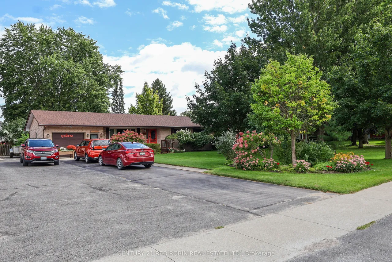 359 Oak Avenue — photo 2