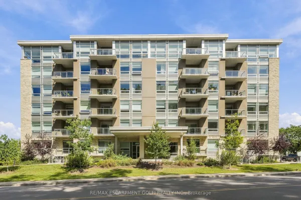 455 Charlton Avenue E — photo 2