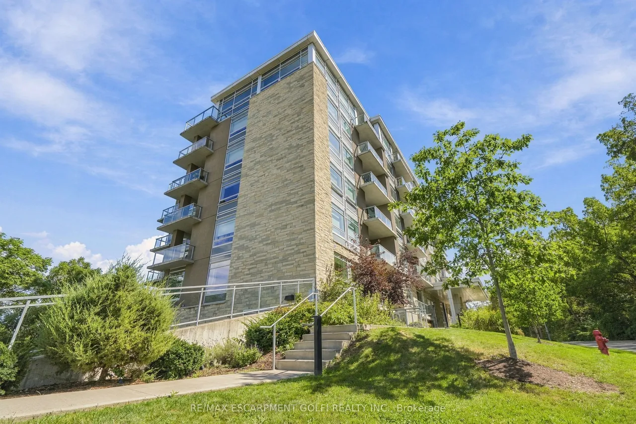 455 Charlton Avenue E — photo 3