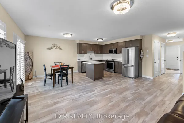 60 Canterbury Drive — photo 2