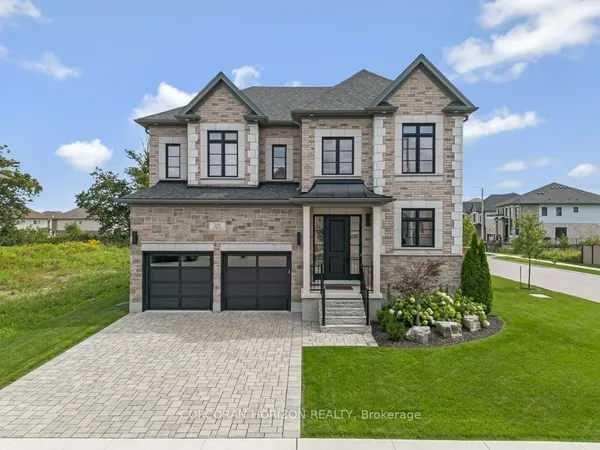 211 Ambrous Crescent