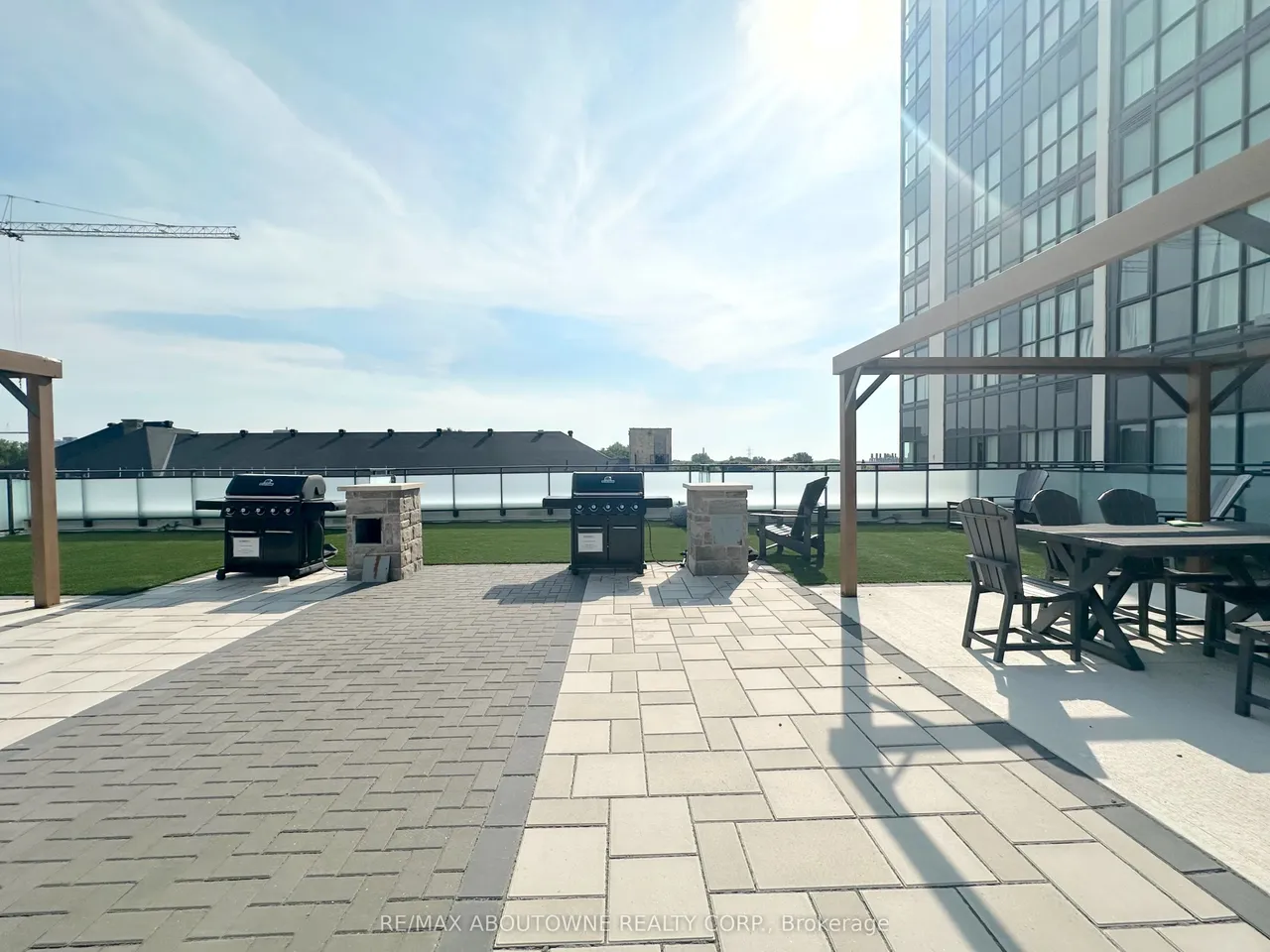 375 South Street — photo 26
