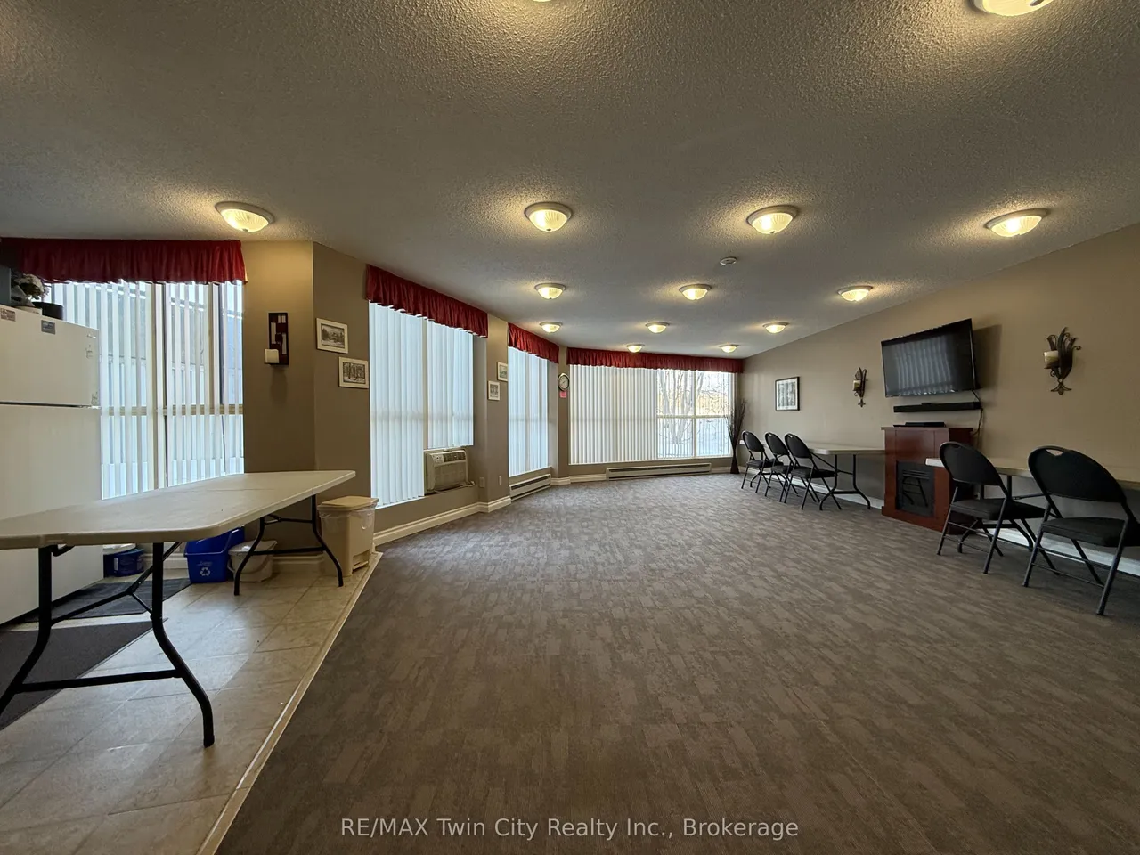 24 Marilyn Drive — photo 25