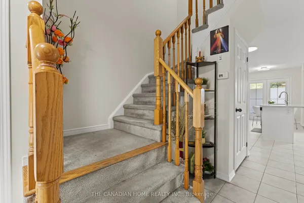 8470 HICKORY Lane N — photo 2