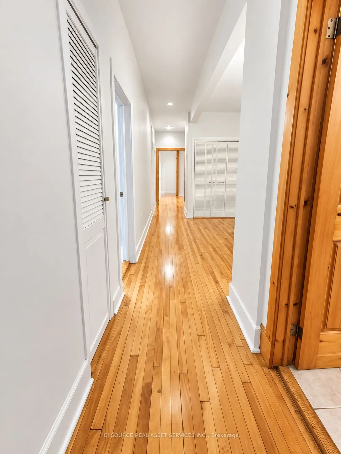 12 Somerset Street W