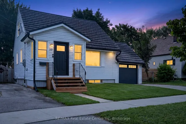 10 Churchill Crescent W