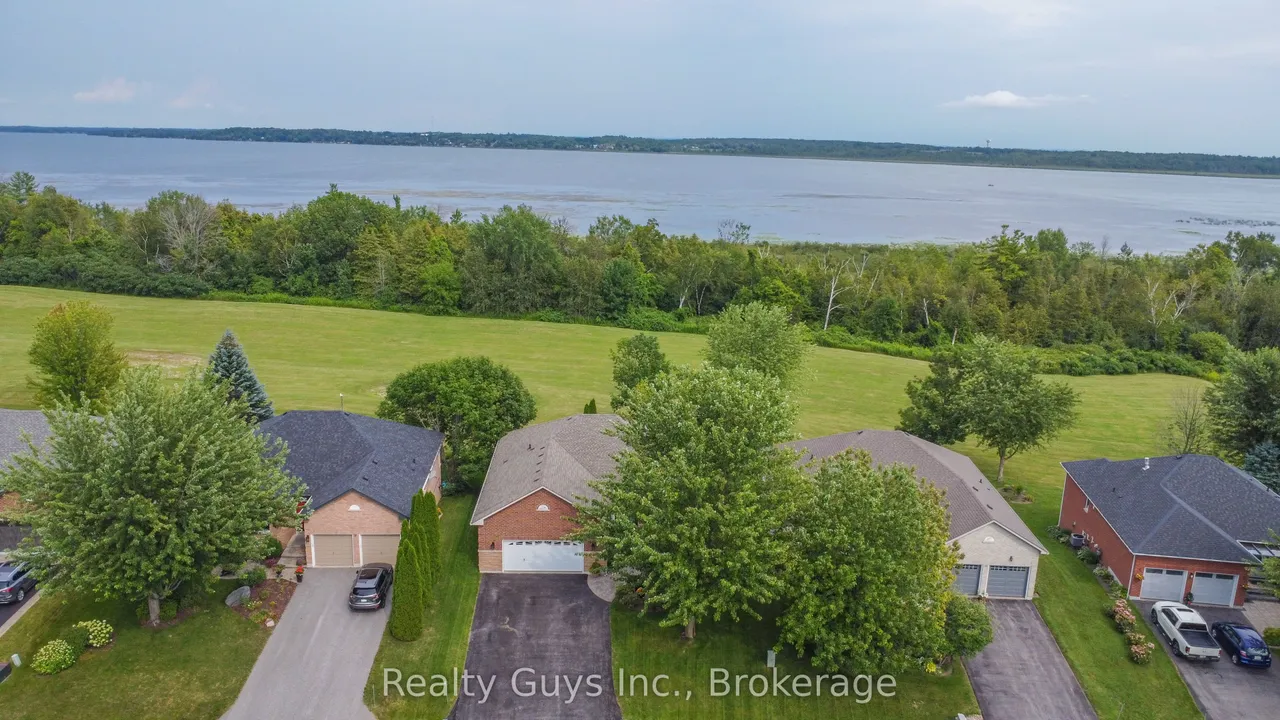 16 Crescent Moon Lane
