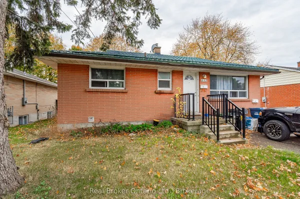 112 Victoria Road N