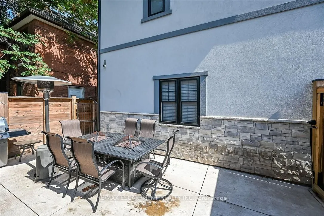 109 Ray Street — photo 45