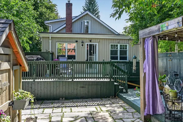 404 London Street