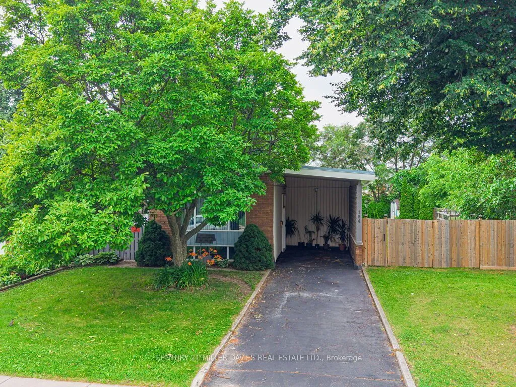 154 Luscombe Street — photo 40