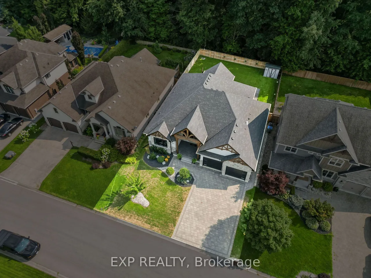 61 Ashby Crescent — photo 3
