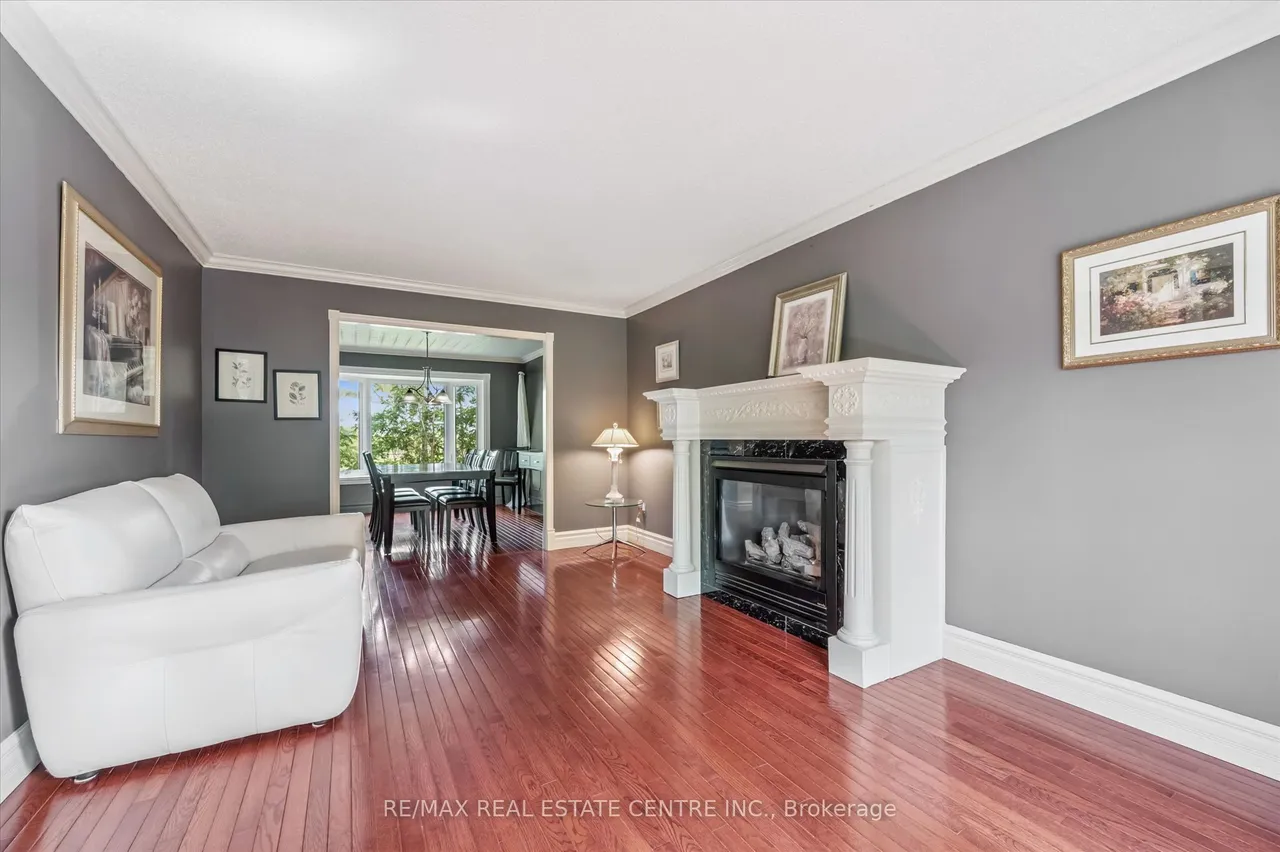 21 Tinatawa Court — photo 3