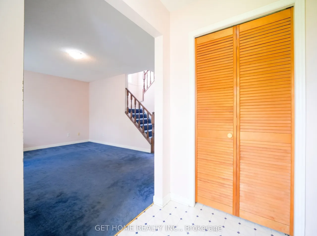 743 MILLBANK Drive — photo 3