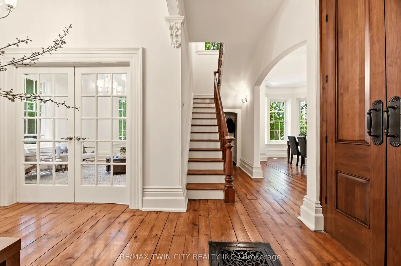 25 Dunbar Street — photo 3