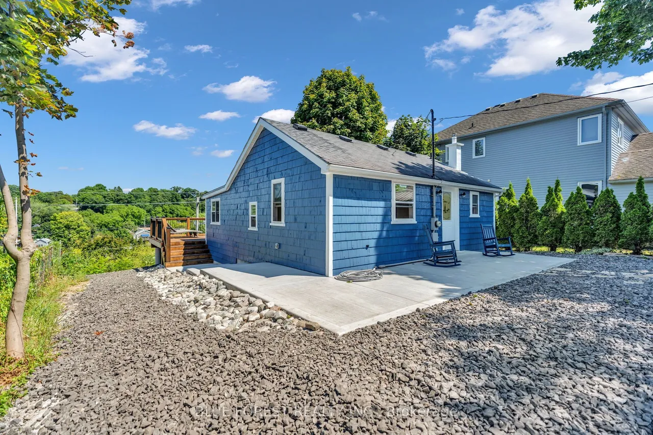 213 William Street — photo 3