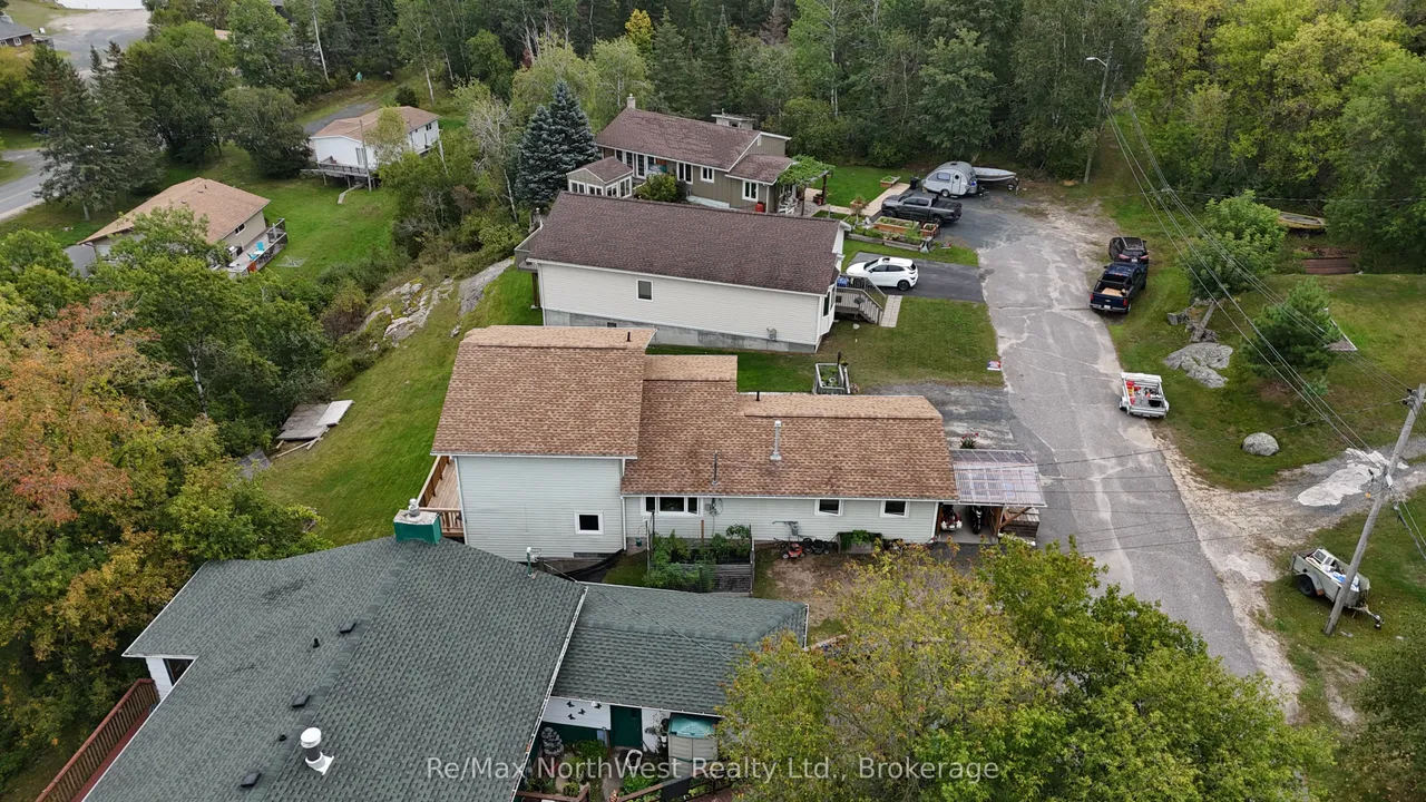 324 Beatty Street — photo 42