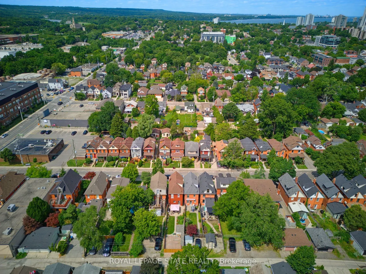 394 Charlton Avenue W — photo 45