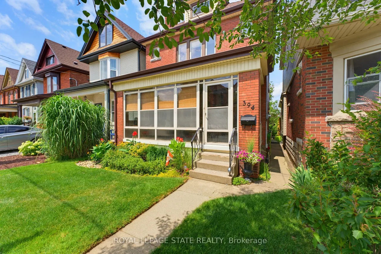 394 Charlton Avenue W — photo 2