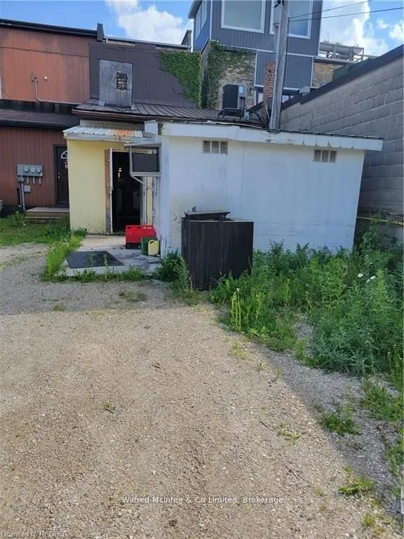 210 DURHAM Street E — photo 6