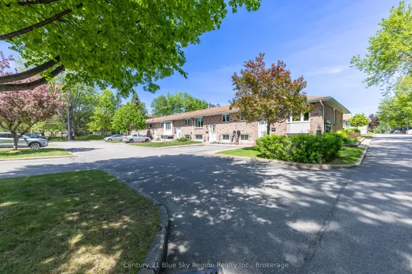624 Lakeshore Drive, Unit 9 — photo 2