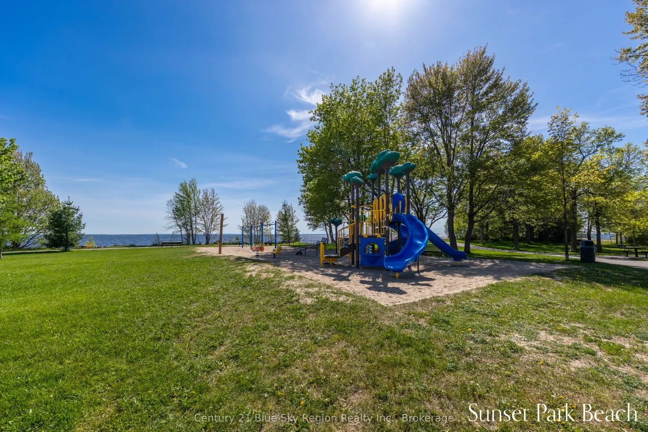624 Lakeshore Drive, Unit 9 — photo 33
