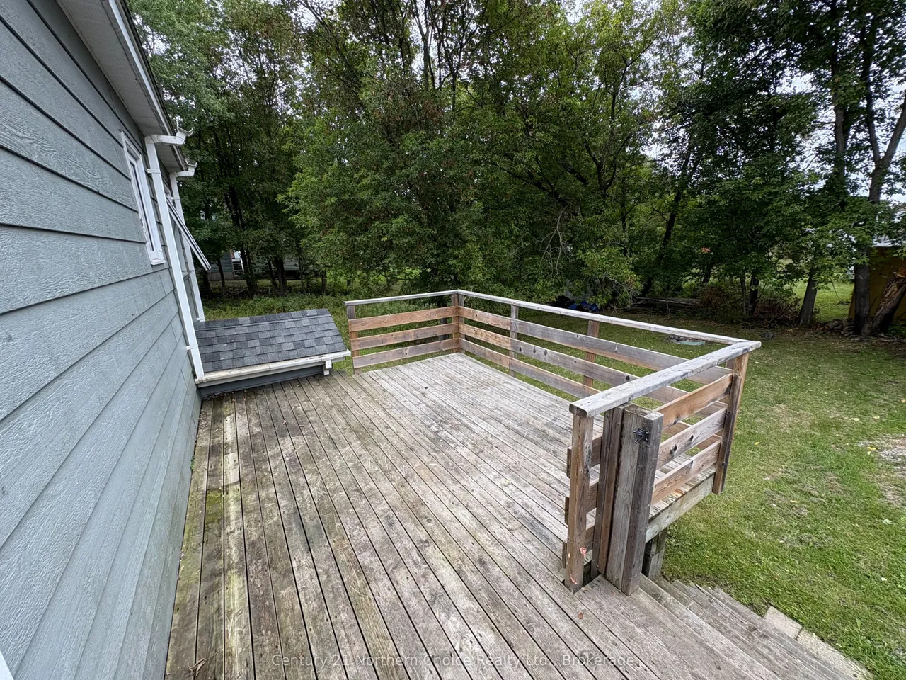 832 River Drive N — photo 3
