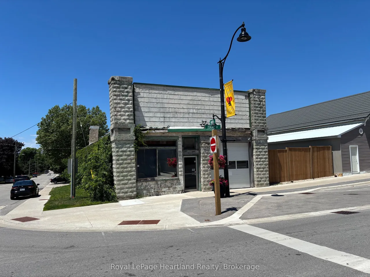 30 ISAAC Street — photo 13