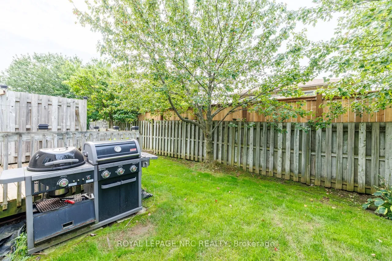 8142 Costabile Drive — photo 32