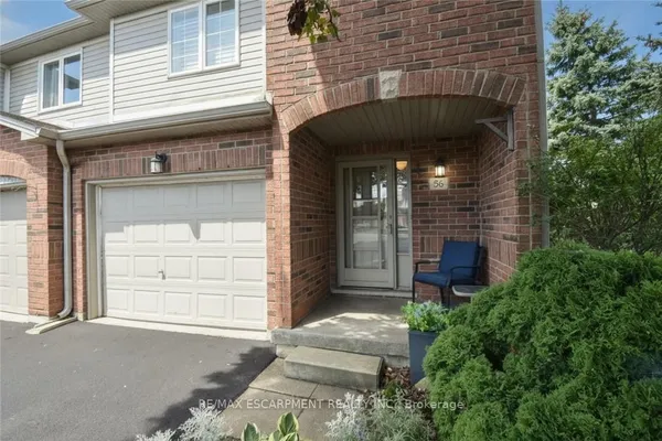800 Paramount Drive — photo 2