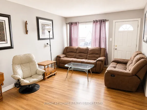 5564 Fraser Street — photo 2