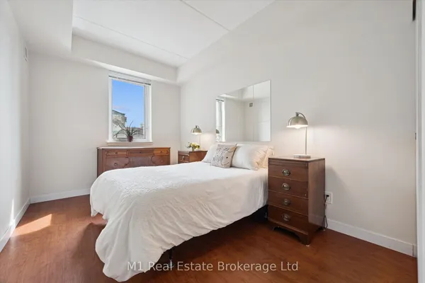 5 Gordon Street — photo 2