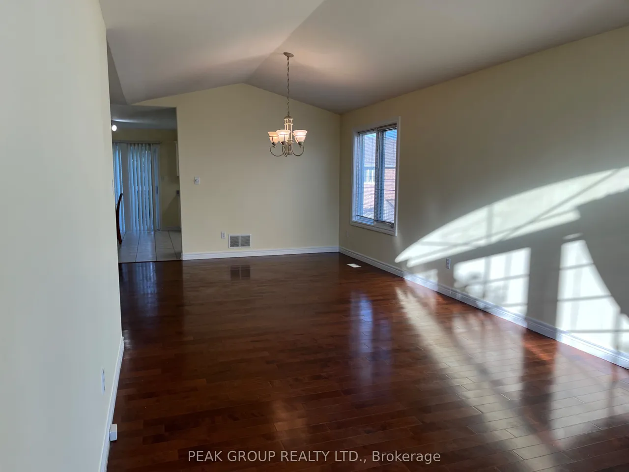 4418 CONNELL Avenue — photo 3